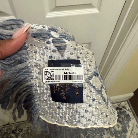 Louis Vuitton Wool Silk Logomania Scarf Denim Bleu - Picture 4 of 5